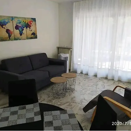 Apartament 2 Pieces Climatise A 200m Des Plages *